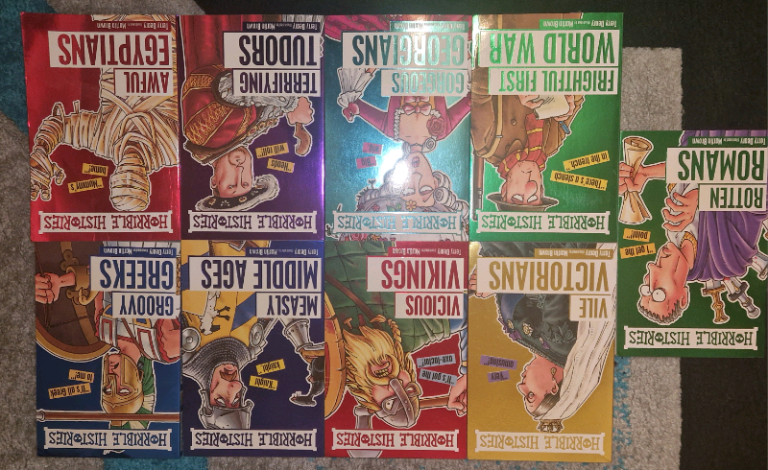 Horrible histories 10 books collection