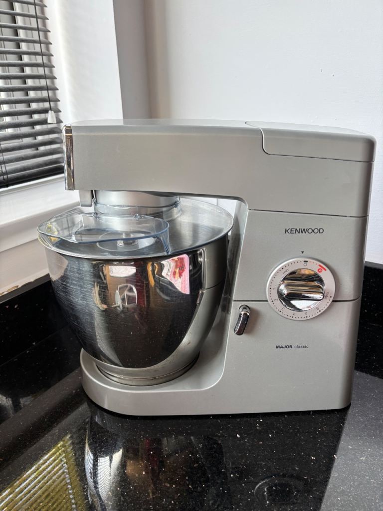 Kenwood classic major mixer with attachments & blender
