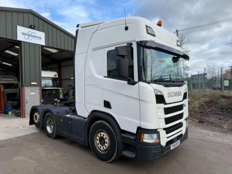 2018 (18) Scania R450 6x2 Rear lift tractor unit