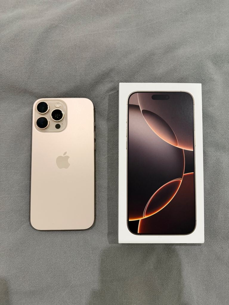 iPhone 16 Pro Max 256 GB Desert Titanium - Perfect Condition