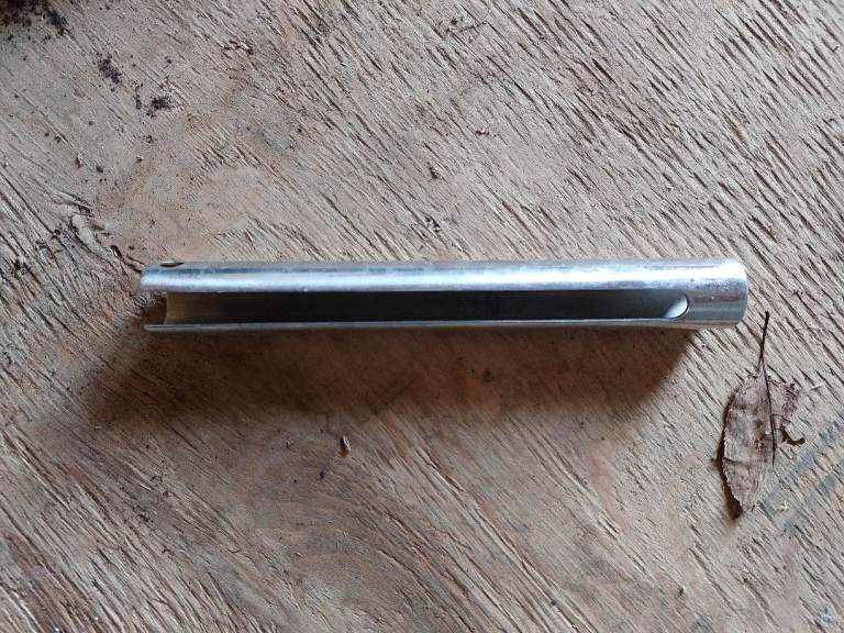 Outboard engine lock