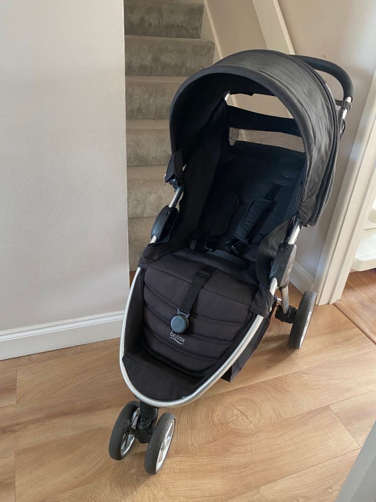 Britax Pushchair, Carrycot and Car Seat 