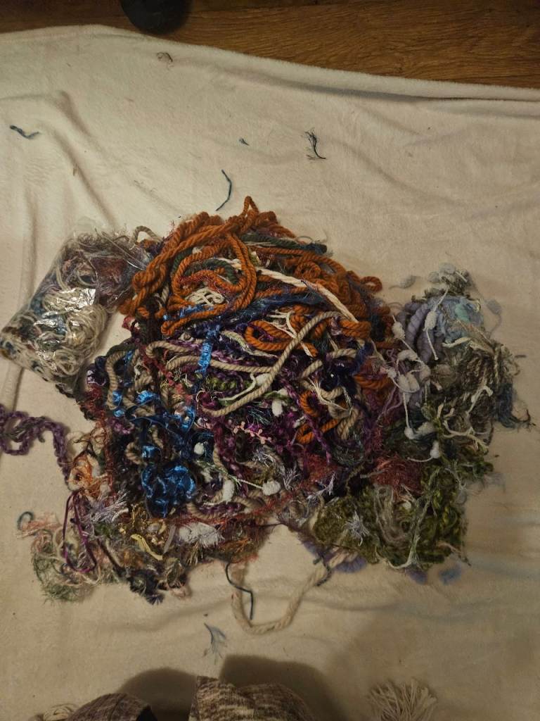 Wool scraps good for crafting 