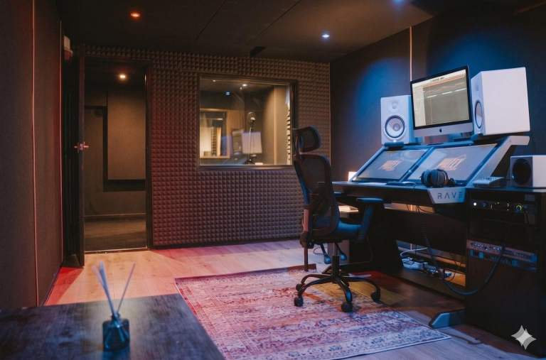 HUGE RECORDING STUDIO / REHEARSAL IN NORTH WEST LONDON, NW2
