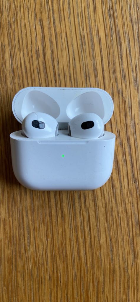AirPods Gen 3 