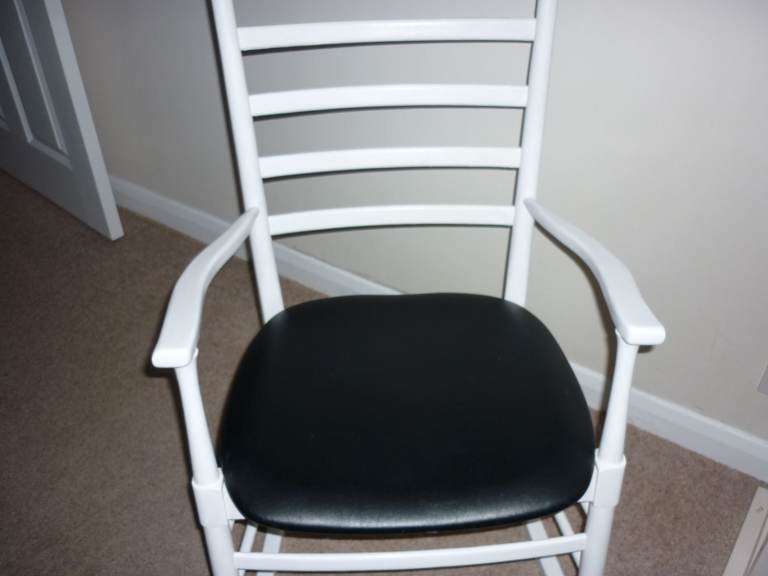 ROCKING CHAIR, £15.00 for Sale in Cottingham, East Yorkshire | Gumtree