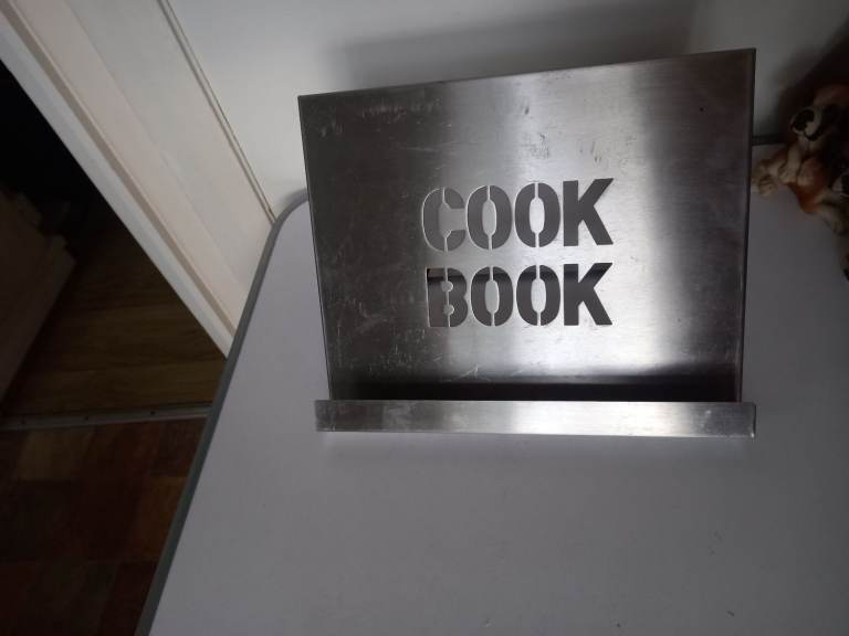 Cook book stand 