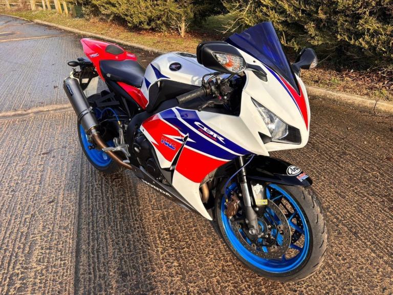 2014 14 HONDA CBR 1000 RA-E FIREBLADE CBR1000RR CBR1000 RR SPORTS 11k MLS MOT