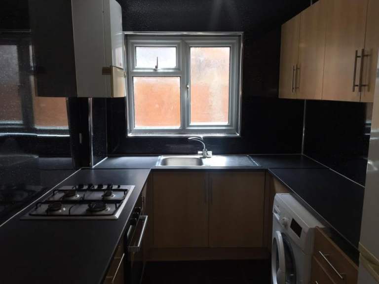 G8 Properties are pleased to offer Ground Floor 1 Bed Flat in RM16