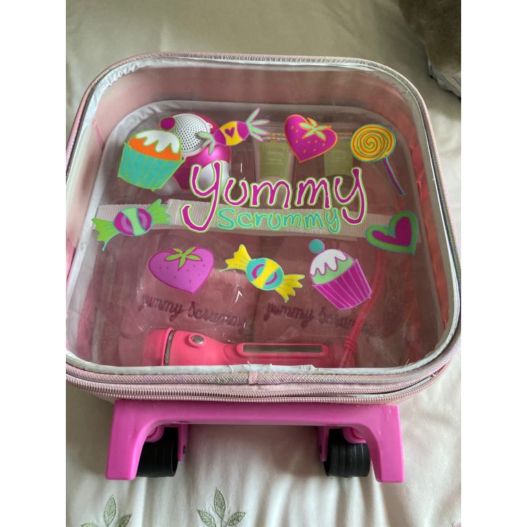 Girls sleepover trolley.