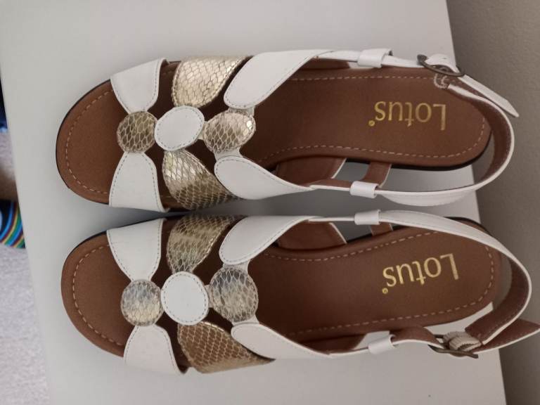 Lotus sandals size 4,As new