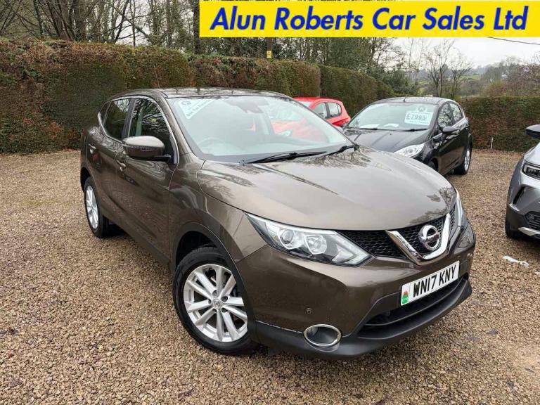 2017 Nissan Qashqai 1.5 dCi Acenta [Smart Vision Pack] 5dr HATCHBACK Diesel Manual