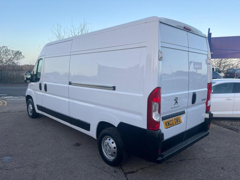 2022 Peugeot Boxer 2.2 BlueHDi H2 Professional Van 140ps PANEL VAN DIESEL Manual