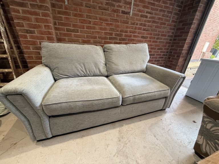 Settee - 3 seater