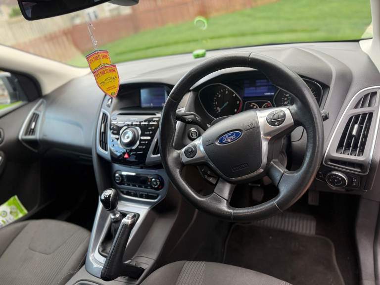 Ford, FOCUS, Hatchback, 2014, Manual, 1560 (cc), 5 doors