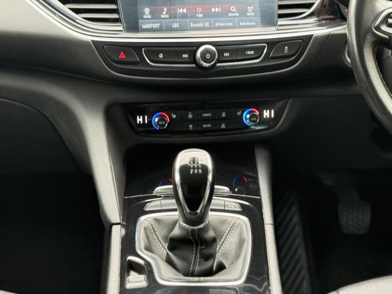 2018 Vauxhall Insignia 1.6 Turbo D ecoTec Elite Nav 5dr ESTATE DIESEL Manual