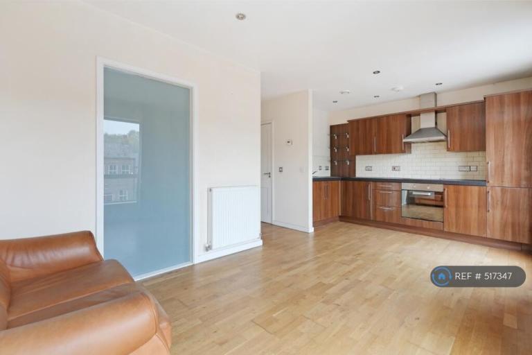 1 bedroom flat in Cutlers House, Sheffield, S3 (1 bed) (#517347)
