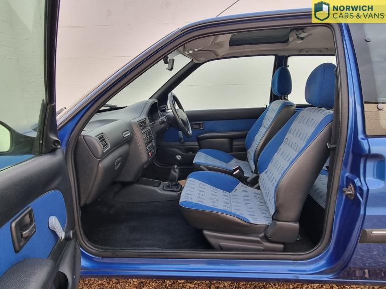 PEUGEOT 106 1.1 Independence Limited Edition 2002