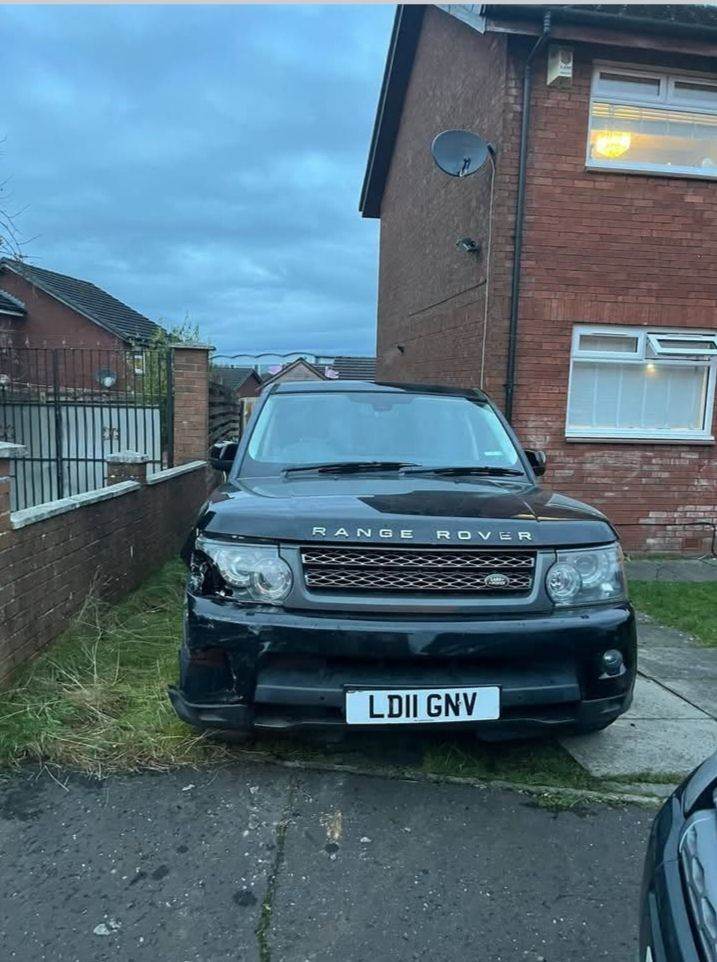 Both cars None runners