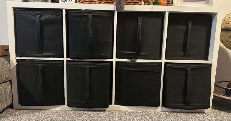 Cube storage unit -KALLAX