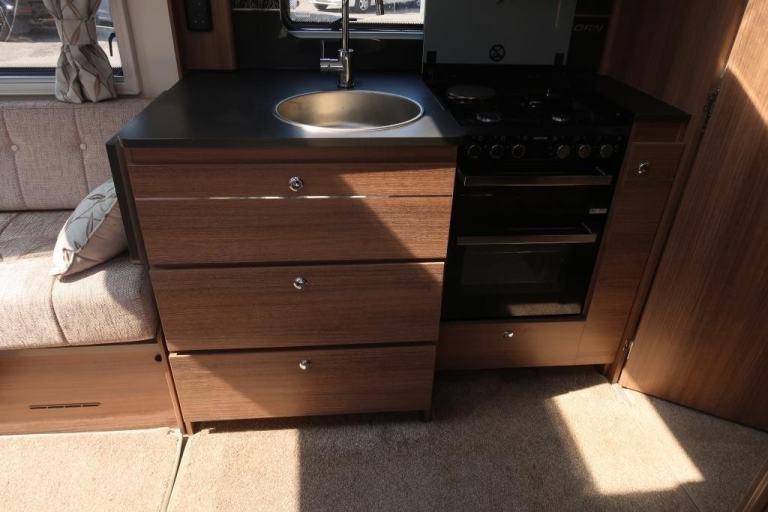 2020 BAILEY Unicorn Black Edition Cabrera 