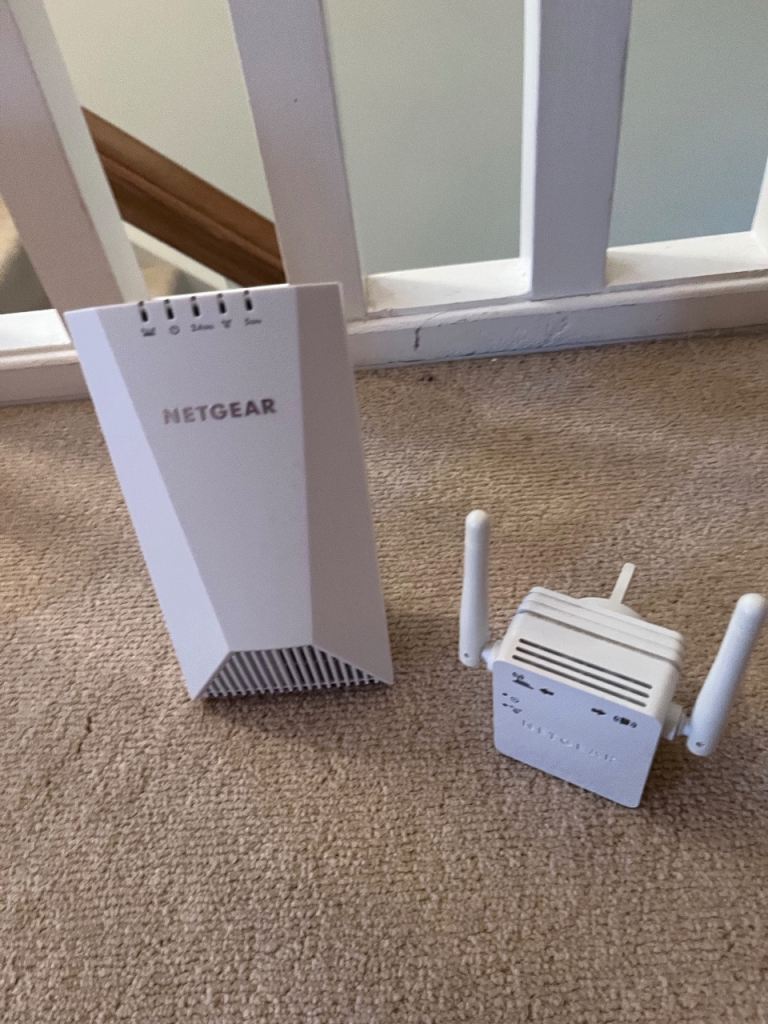WiFi extenders