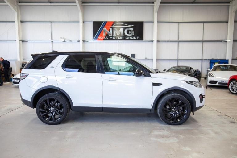 2018 Land Rover Discovery Sport 2.0 TD4 180 HSE Black 5dr Auto ESTATE DIESEL Automatic