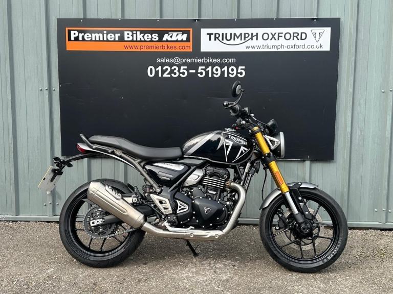 Stunning One Owner 2025/25 Triumph Speed 400 Motorcycle