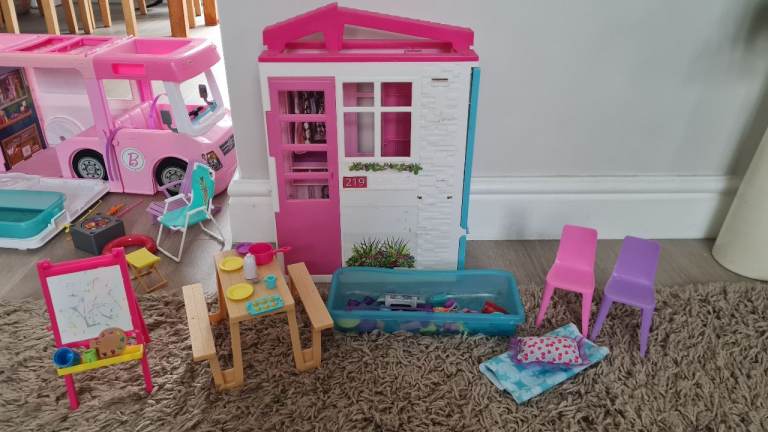 Barbie bundle camper van