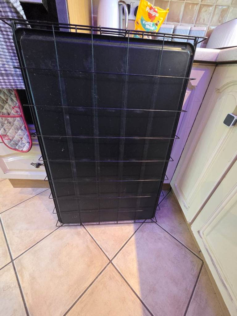 Medium dog cage