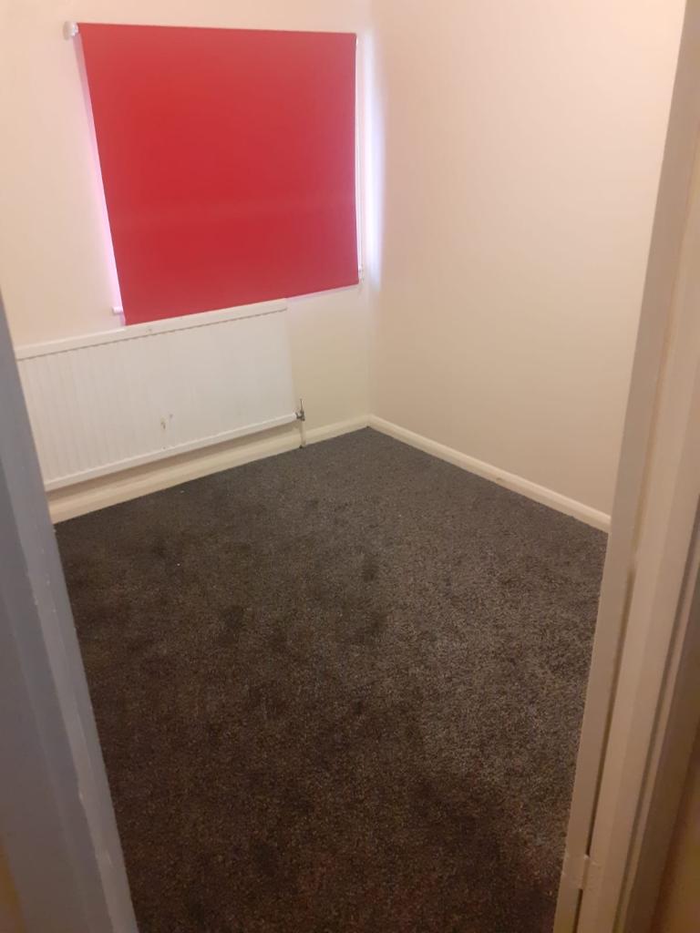 image for Single room in WARLINGHAM 