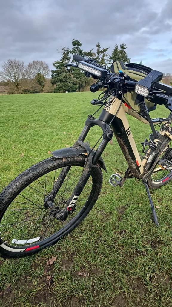 Electric Easy-Go Mountain Bike with Front Suspension – Great Condition