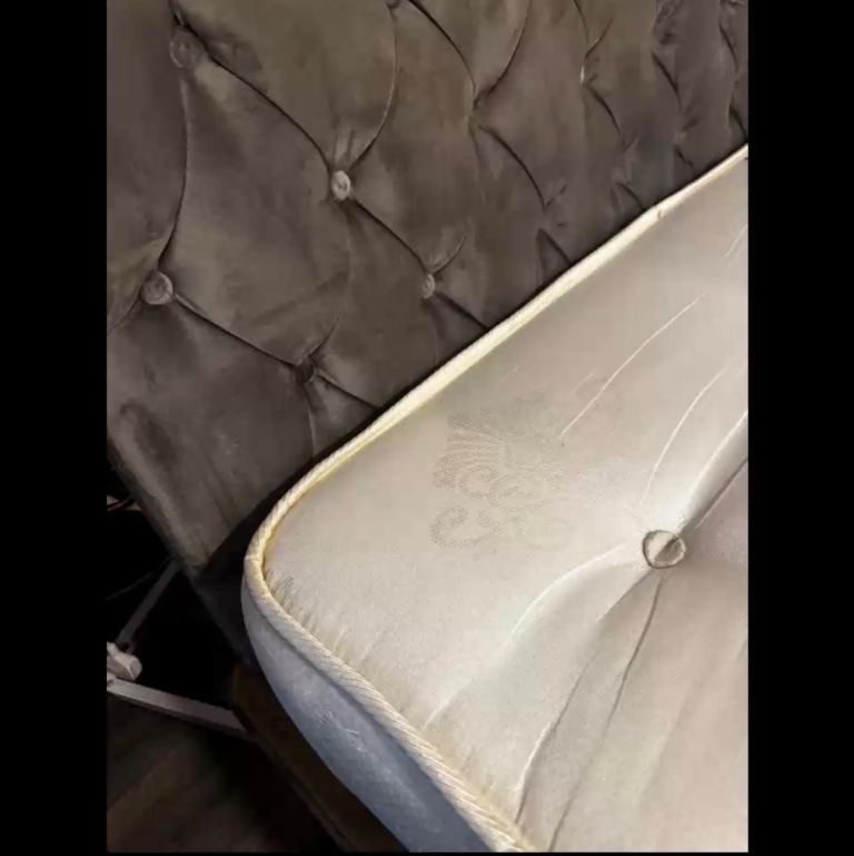 £70 ONO Double Divan bed lightly used with mattress 