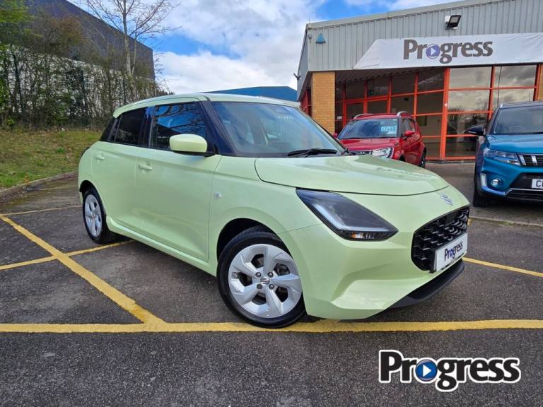 2025 Suzuki Swift 1.2 MHEV Motion Hatchback 5dr Petrol Hybrid Manual Euro 6 (s/s) (82 ps) Hatchba...