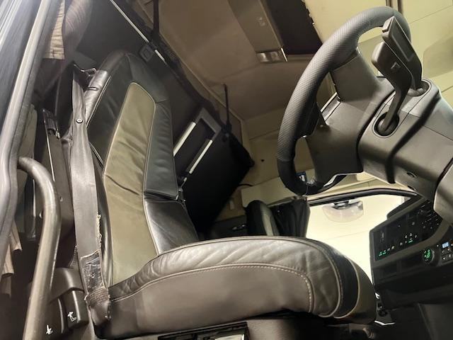 Volvo FH 500 GTXL 6x2 Midlift Tractor Unit