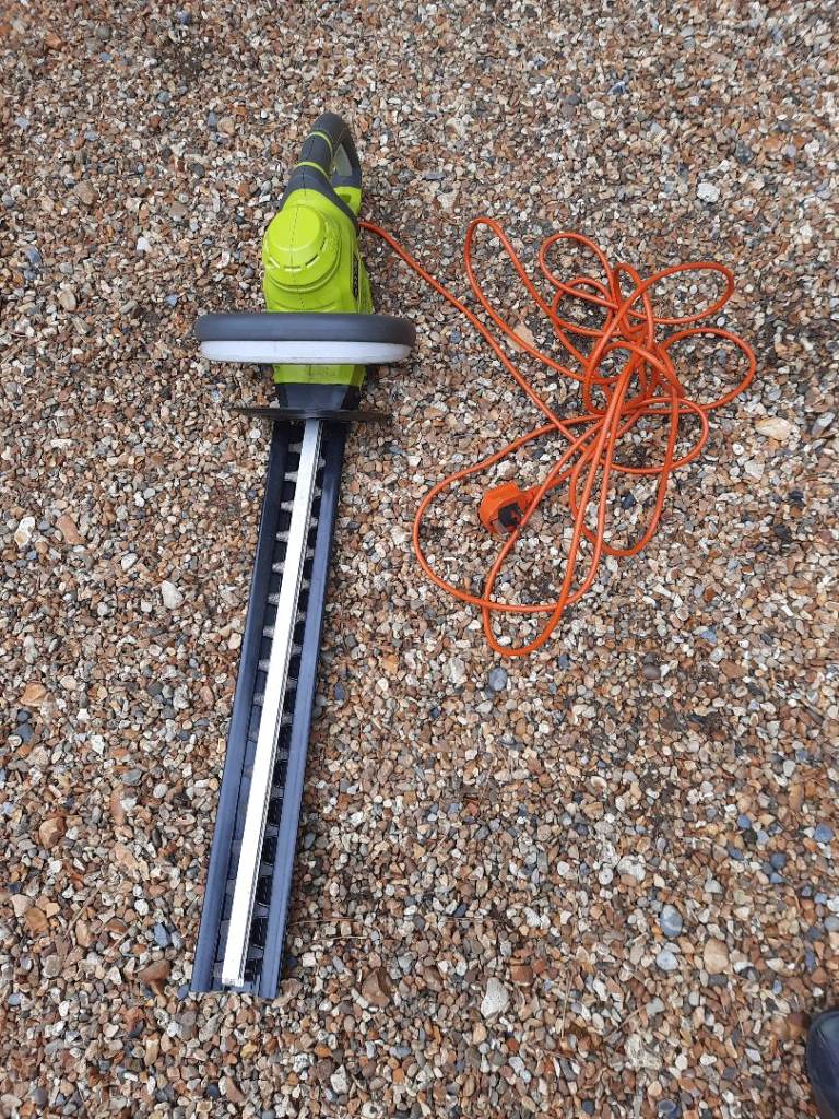 Ryobi RHT5150 Electric Hedge Trimmer 500W – Good Condition