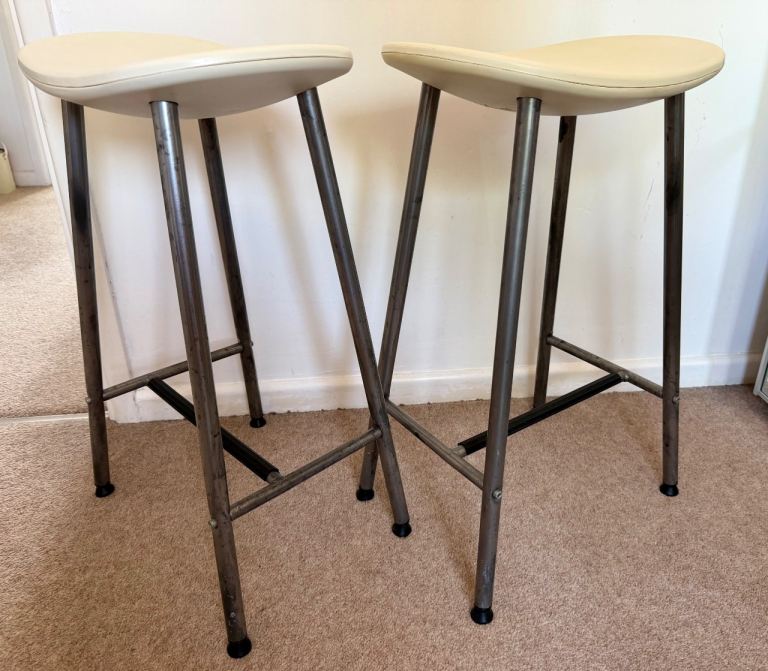 Pair of Ikea Sune backless bar stools white/silver