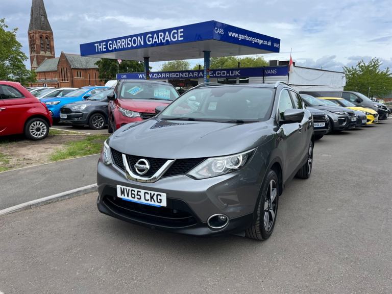 2015 Nissan Qashqai N-TEC PLUS DIG-T Hatchback Petrol Manual