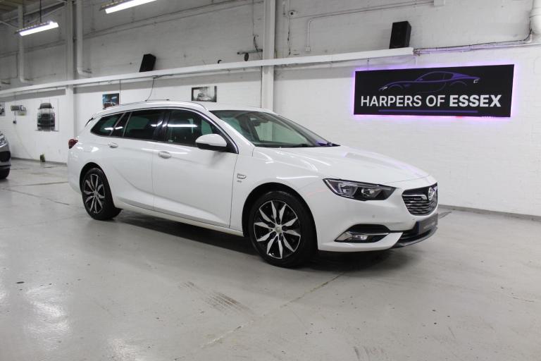 2017 Vauxhall Insignia 2.0 Turbo D SRi Nav 5dr ESTATE DIESEL Manual