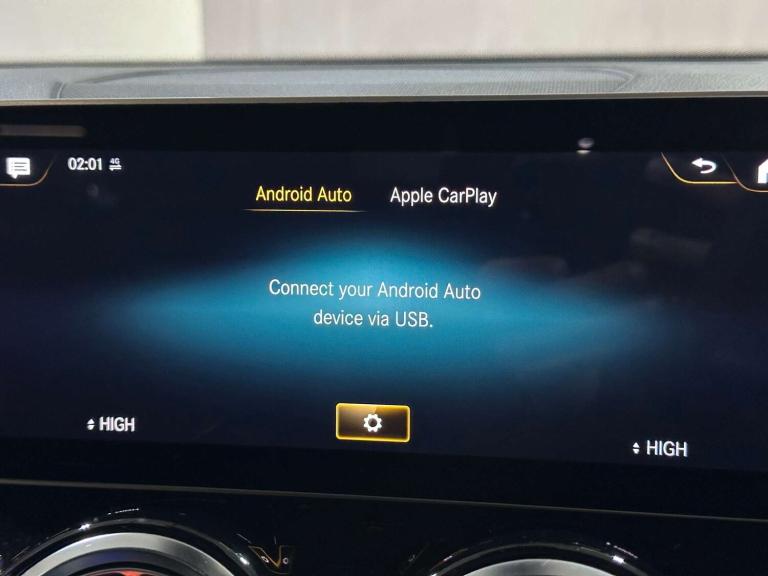 2021 Mercedes-Benz GLB 2.0 GLB 220 AMG Line Premium+ D 4Matic Auto 4WD 5dr SUV Diesel Automatic