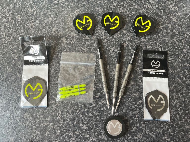 Michael Van Gerwen 24 gram darts winmau exact with stem and flights 
