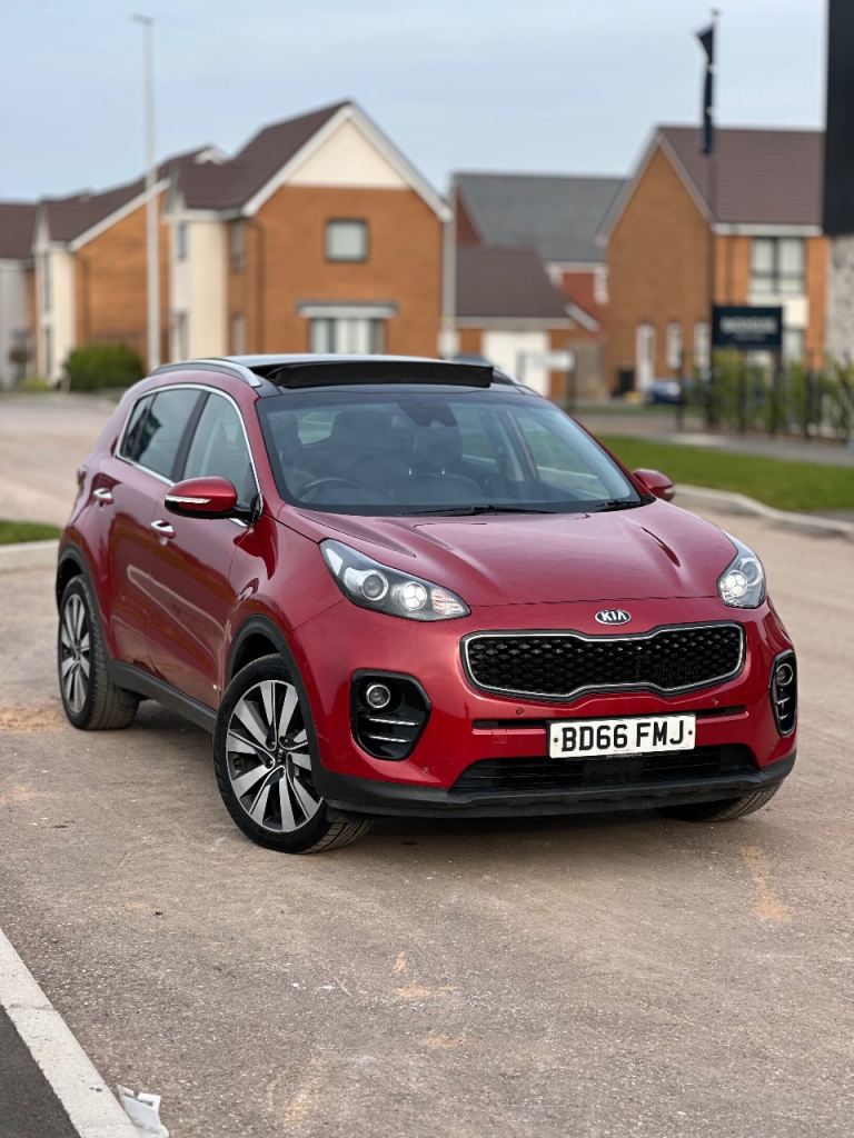 2016 KIA Sportage 4 top specs | Serviced and service history | New MOT | 90K miles | ULEZ