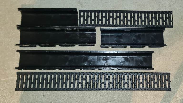 Free Vodaland drain pieces