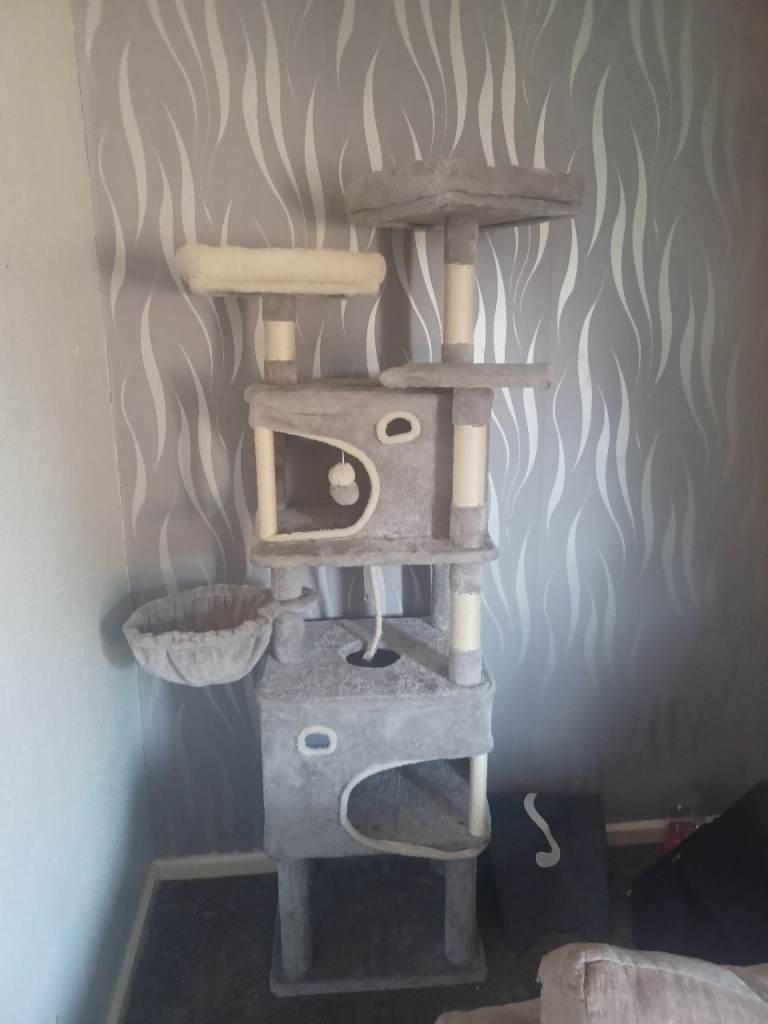 Cat scratching stand 