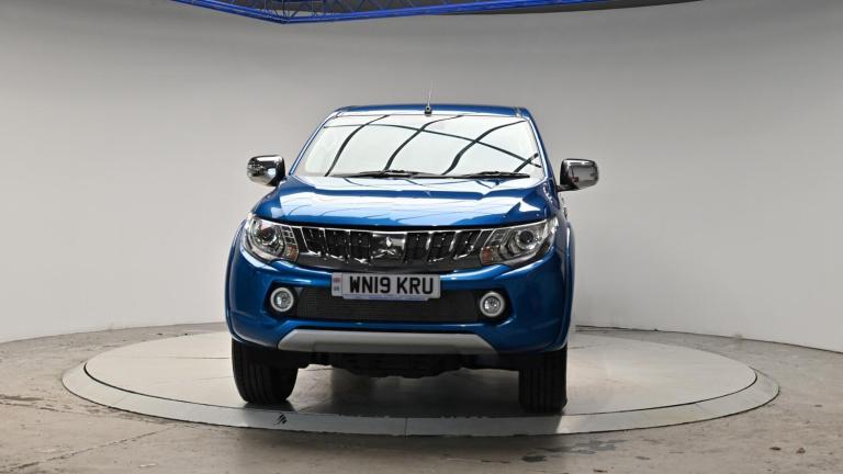 2019 Mitsubishi L200 2.4 DI-D DC Barbarian 4WD Euro 6 4dr PICK UP Diesel Manual