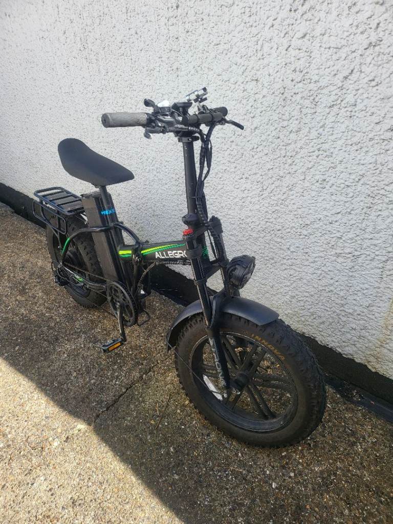 Fat wheel ebike