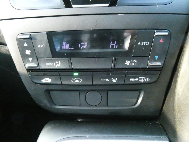 2014 Honda Civic 1.8 i-VTEC S 5dr Auto *9 SERVICES+BT+DAB+AUX+AUTOMATIC+LOW MILES* HATCHBACK Petr...