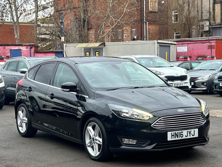 2016 Ford Focus 1.0T EcoBoost Zetec Hatchback 5dr Petrol Manual Euro 6 (s/s)
