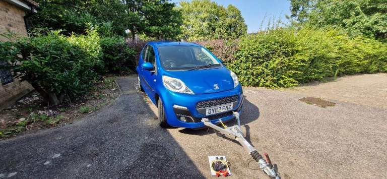Peugeot, 107, Hatchback, 2012, Manual, 998 (cc), 3 doors with bespoke A-Frame braked fitment