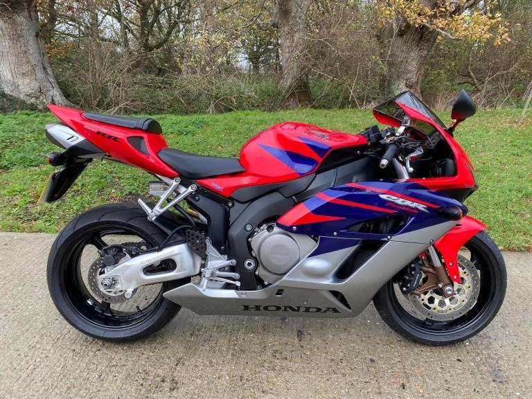 HONDA CBR1000-RR FIREBLADE, 2005, 5,544 MILES, A RARE FIND